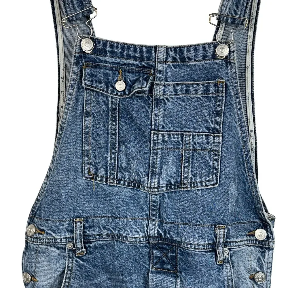 Free People We the Free SZ 26 Cropped Denim Jean Overalls Pockets Distressed